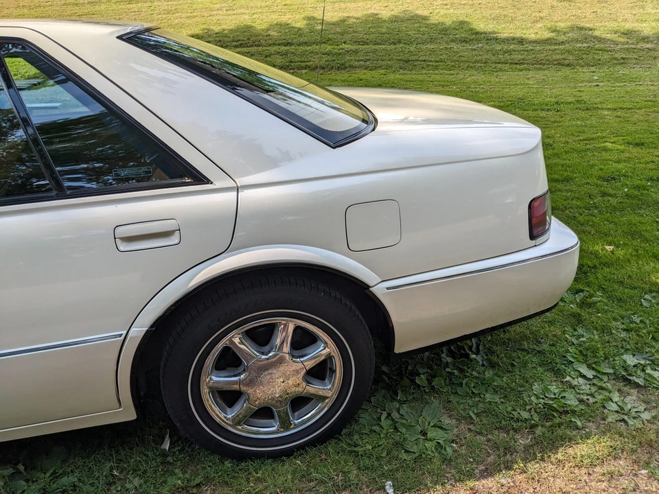 1992 Cadillac Seville - Image 15 of 31