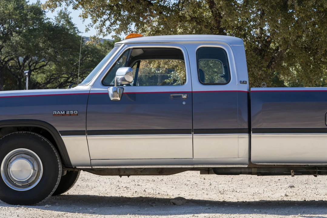 1992 Dodge Ram 1st Gen - Image 22 of 31