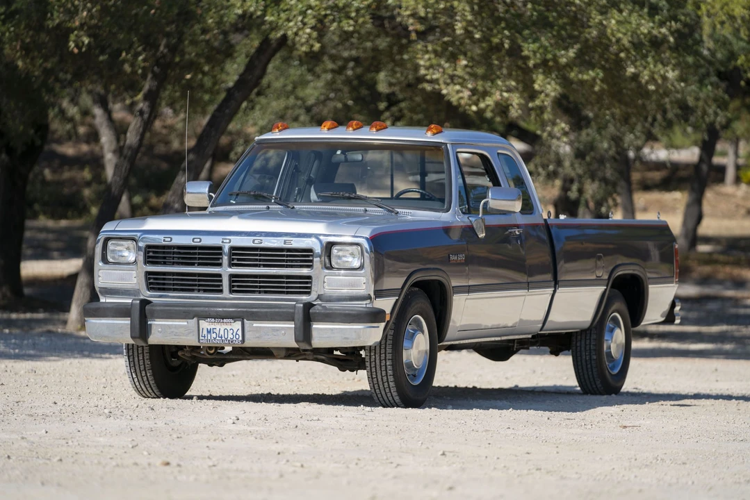 1992 Dodge Ram 1st Gen - Image 2 of 31