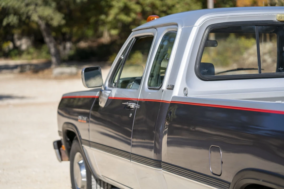 1992 Dodge Ram 1st Gen - Image 25 of 31