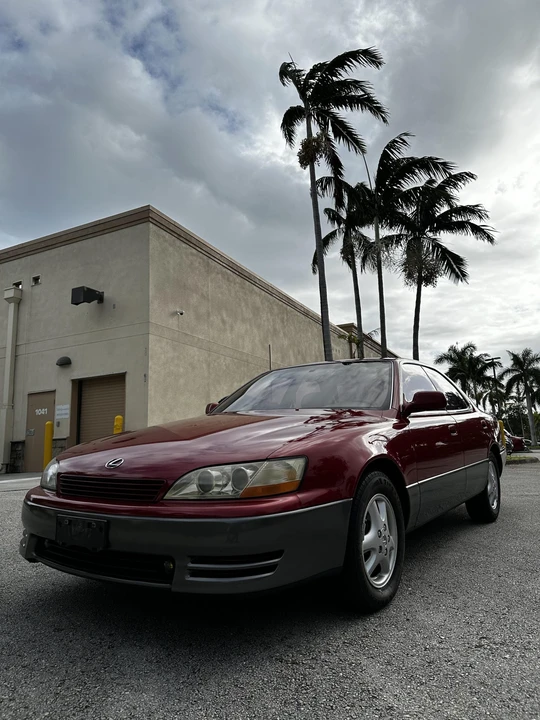 1992 Lexus ES 2nd Gen - Image 3 of 31