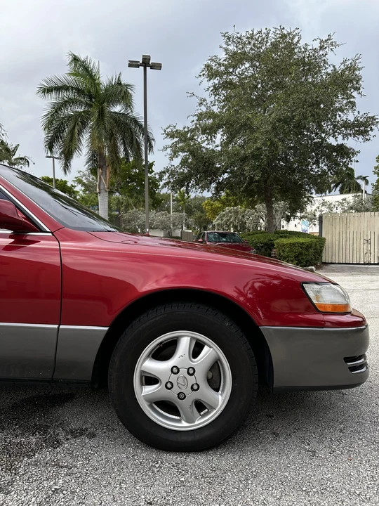 1992 Lexus ES 2nd Gen - Image 21 of 31