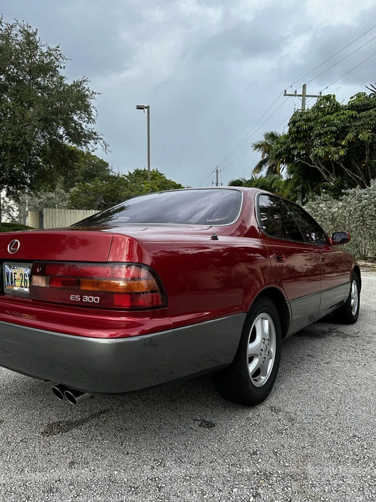 1992 Lexus ES 2nd Gen - Image 8 of 31
