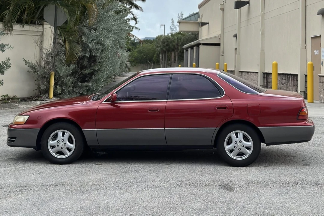 1992 Lexus ES 2nd Gen - Image 15 of 31