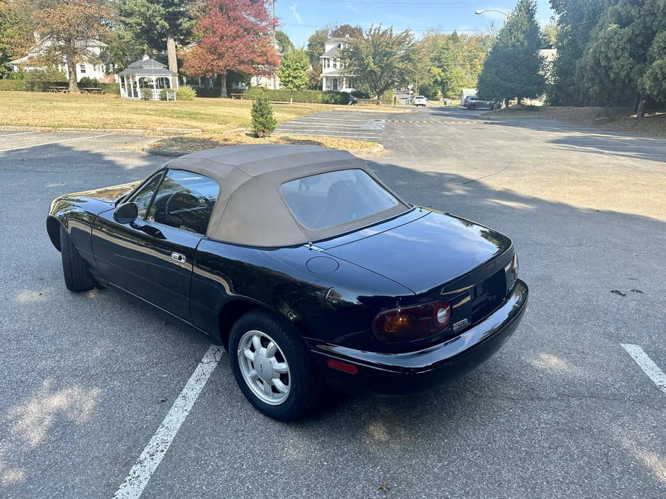 1992 Mazda NA MX-5 Miata - Image 24 of 31