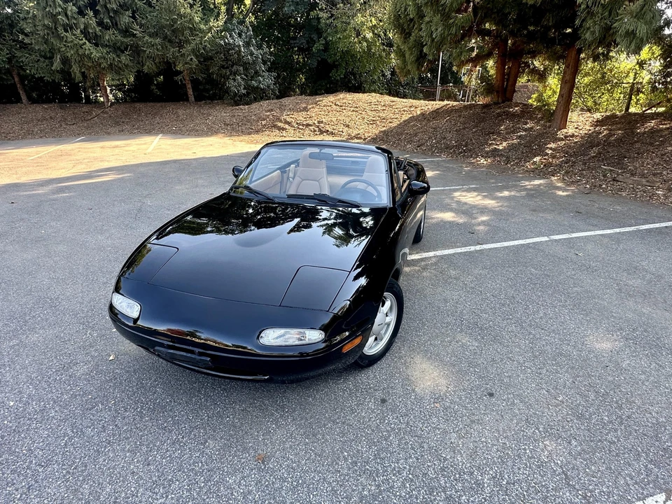1992 Mazda NA MX-5 Miata - Image 28 of 31