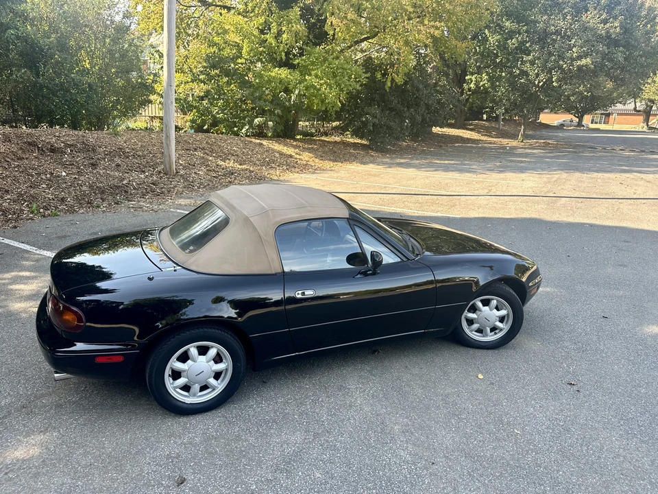 1992 Mazda NA MX-5 Miata - Image 15 of 31