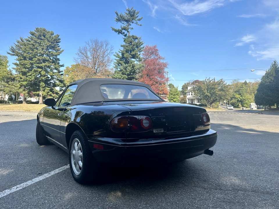 1992 Mazda NA MX-5 Miata - Image 22 of 31