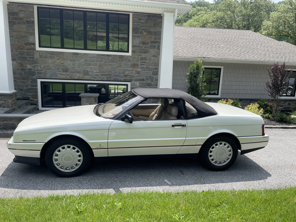 1993 Cadillac Allante - Image 4 of 31