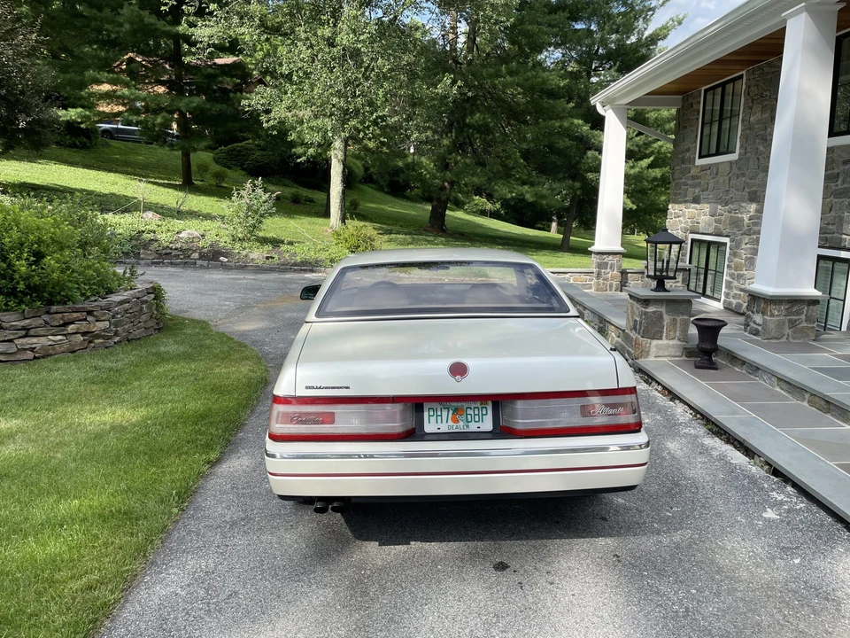 1993 Cadillac Allante - Image 24 of 31