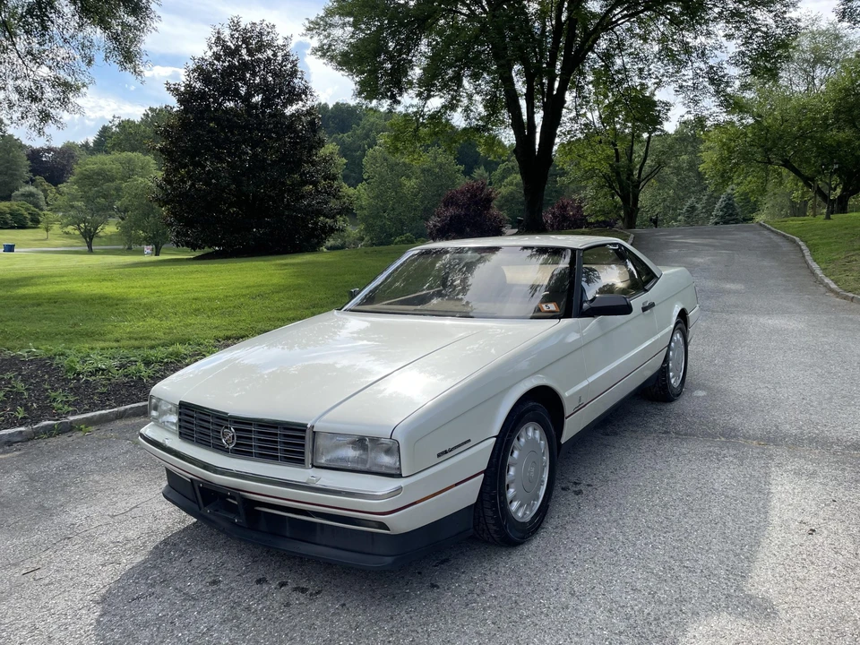 1993 Cadillac Allante - Image 17 of 31
