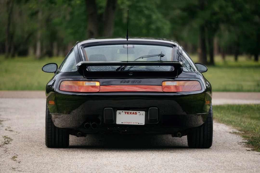 1993 Porsche 928 GTS - Image 9 of 31
