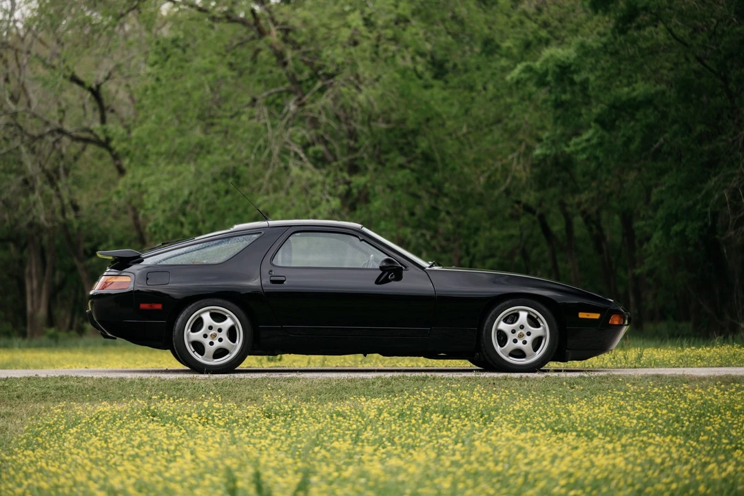 1993 Porsche 928 GTS - Image 14 of 31