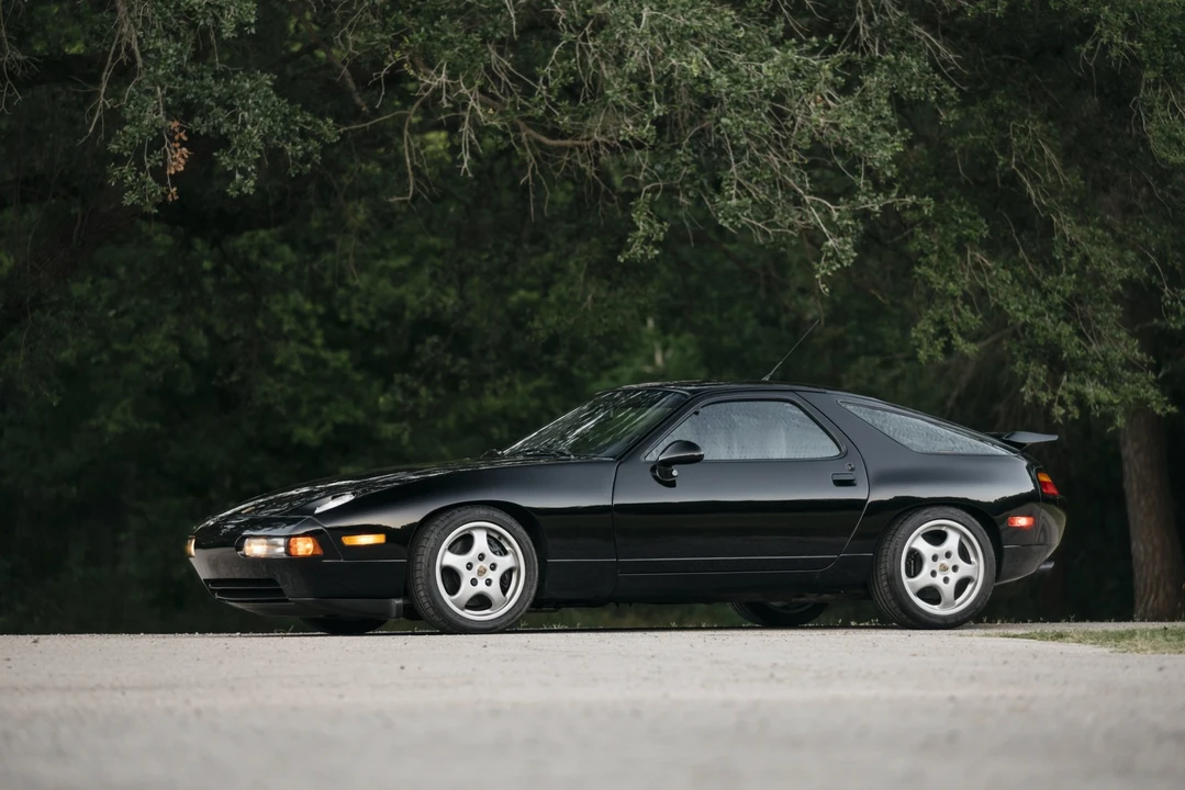 1993 Porsche 928 GTS - Image 7 of 31