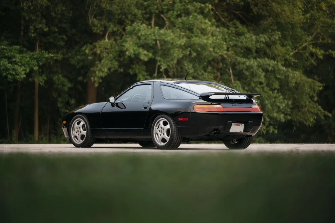 1993 Porsche 928 GTS - Image 12 of 31
