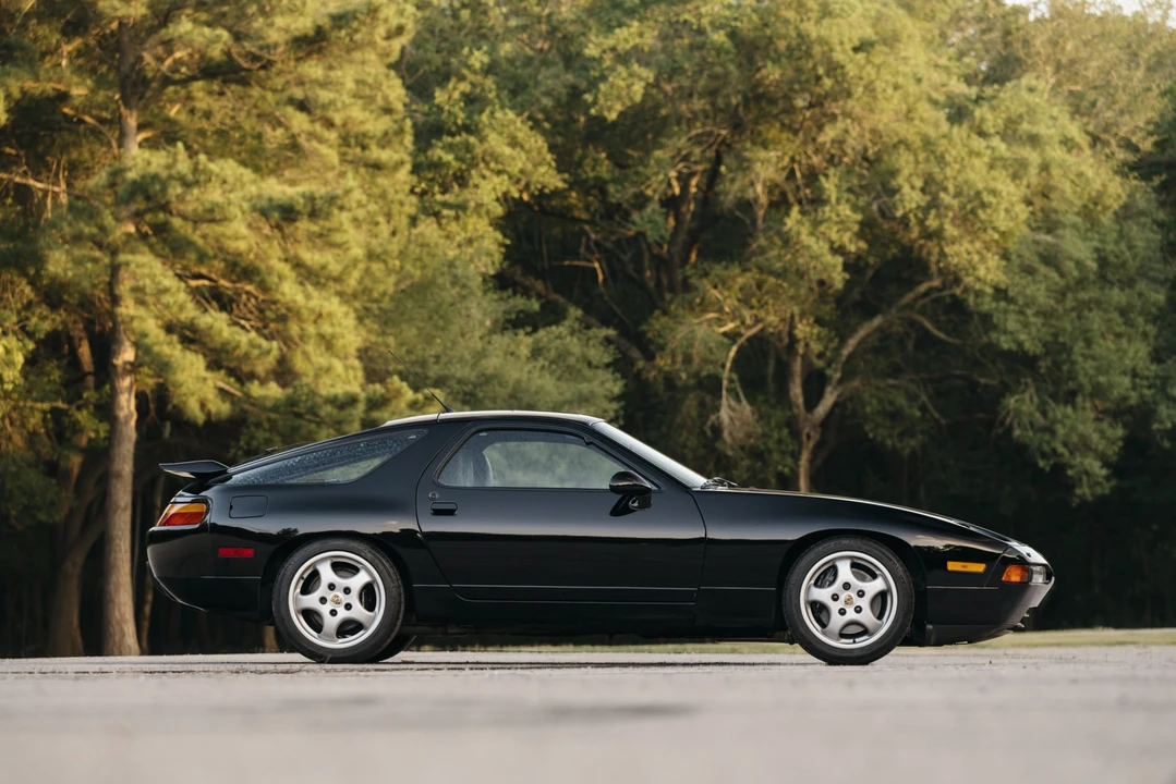 1993 Porsche 928 GTS - Image 16 of 31