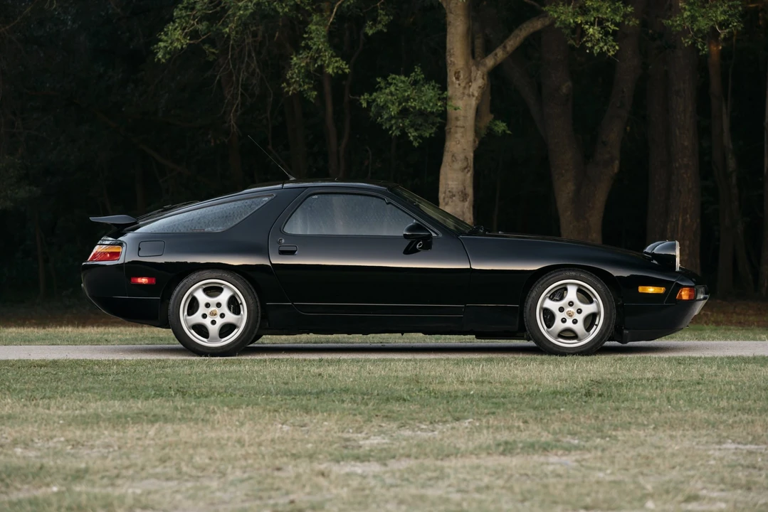 1993 Porsche 928 GTS - Image 17 of 31