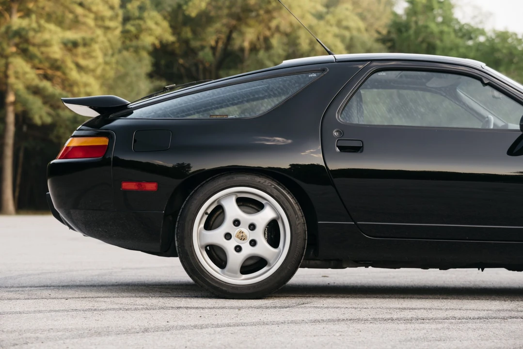 1993 Porsche 928 GTS - Image 30 of 31