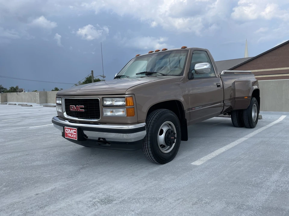 1994 GMC Sierra 1st Gen - Image 4 of 31