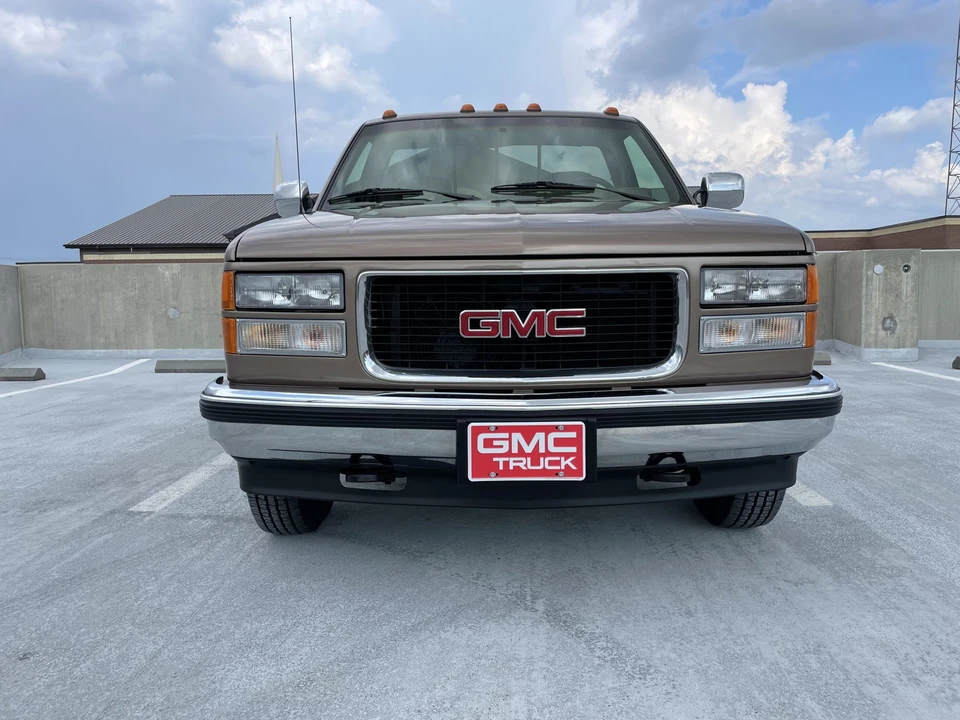 1994 GMC Sierra 1st Gen - Image 5 of 31