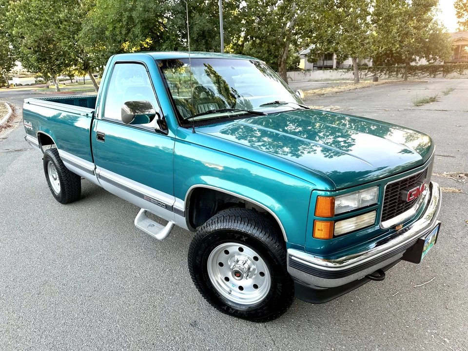 1994 GMC Sierra 1st Gen - Image 28 of 31