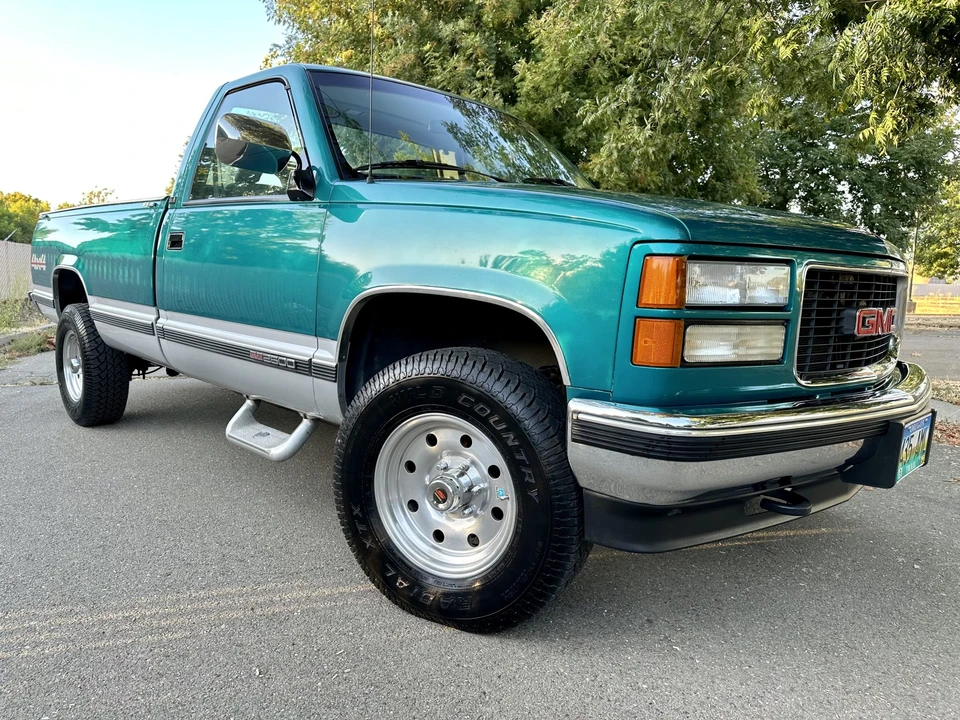 1994 GMC Sierra 1st Gen - Image 30 of 31