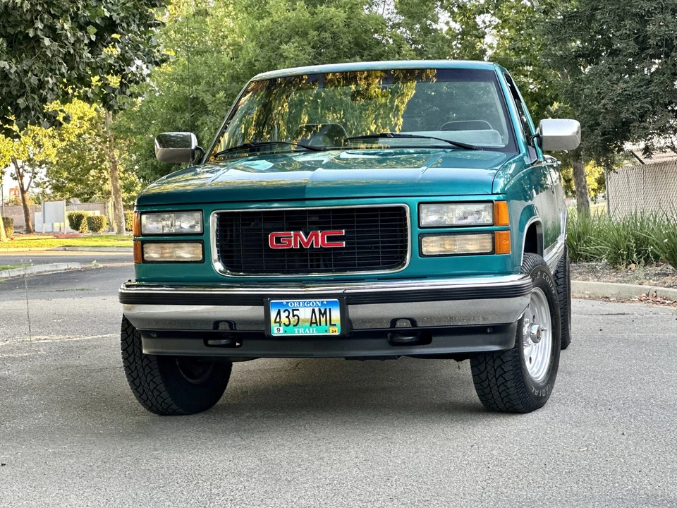 1994 GMC Sierra 1st Gen - Image 2 of 31