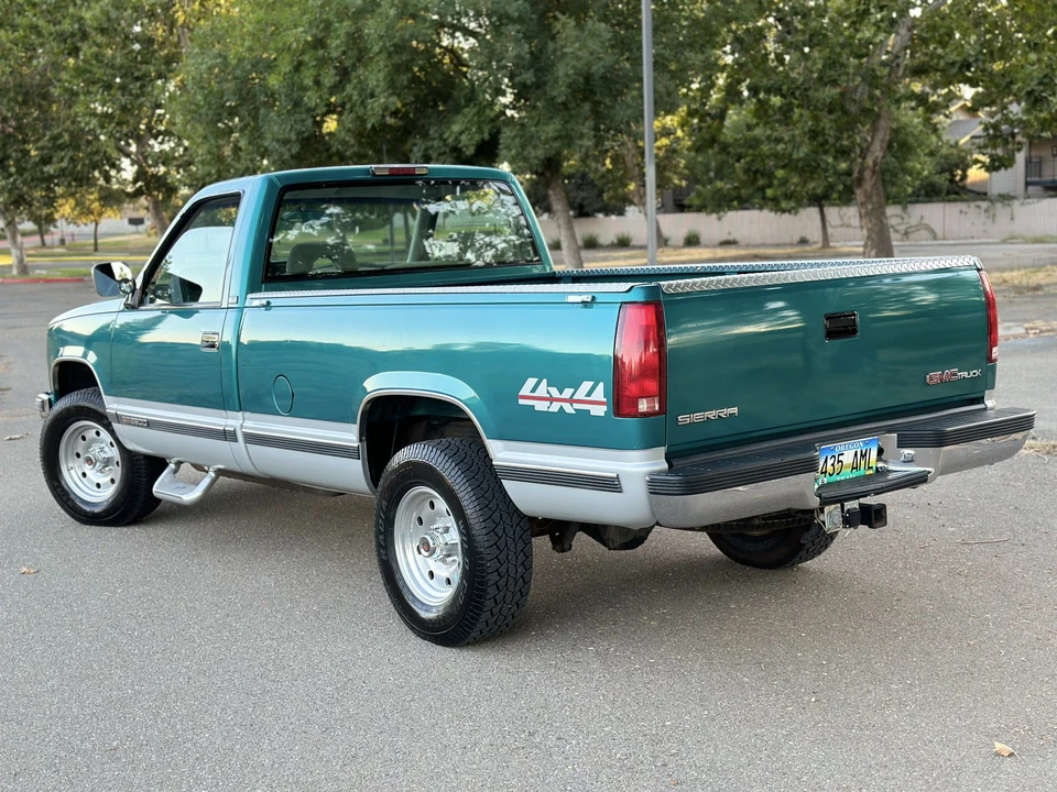 1994 GMC Sierra 1st Gen - Image 17 of 31
