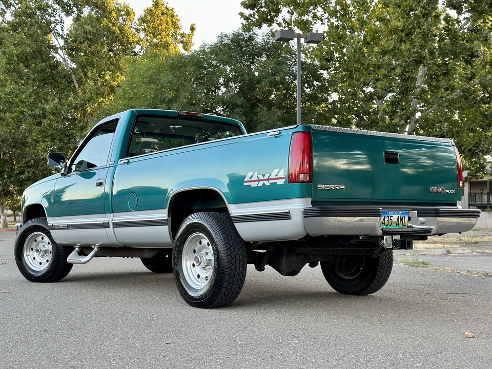 1994 GMC Sierra 1st Gen - Image 18 of 31