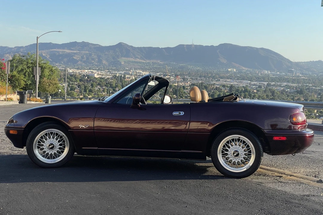 1995 Mazda NA MX-5 Miata - Image 14 of 31