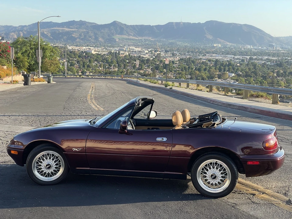 1995 Mazda NA MX-5 Miata - Image 17 of 31
