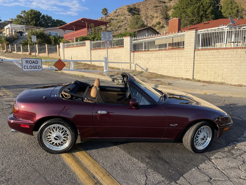 1995 Mazda NA MX-5 Miata - Image 26 of 31