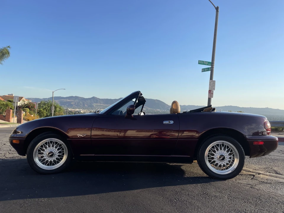 1995 Mazda NA MX-5 Miata - Image 13 of 31