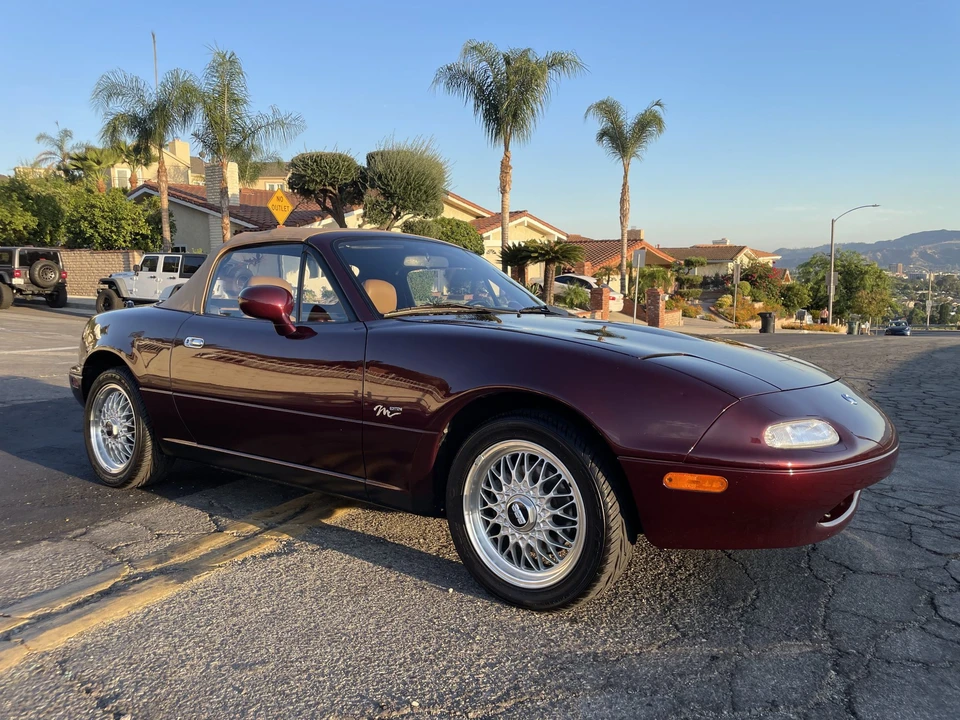 1995 Mazda NA MX-5 Miata - Image 6 of 31