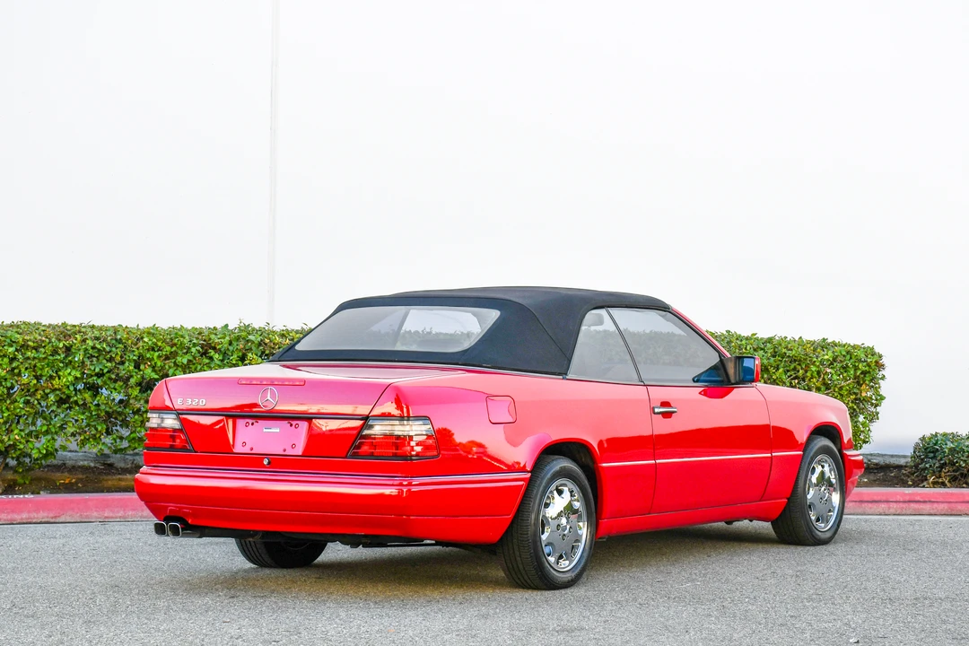 1995 Mercedes-Benz W124 E-Class - Image 16 of 31