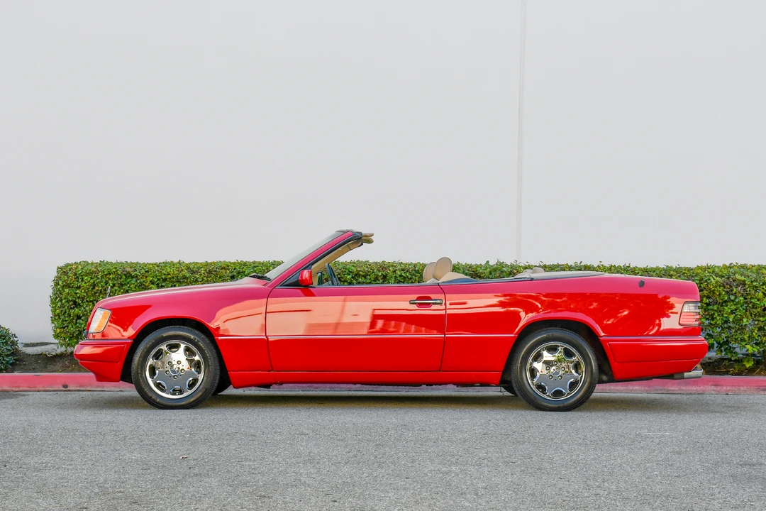 1995 Mercedes-Benz W124 E-Class - Image 12 of 31