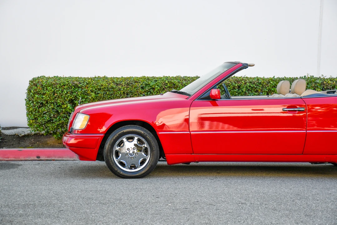 1995 Mercedes-Benz W124 E-Class - Image 25 of 31