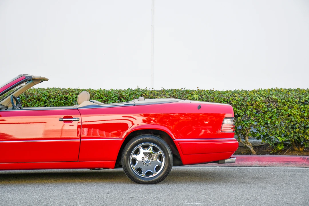 1995 Mercedes-Benz W124 E-Class - Image 26 of 31