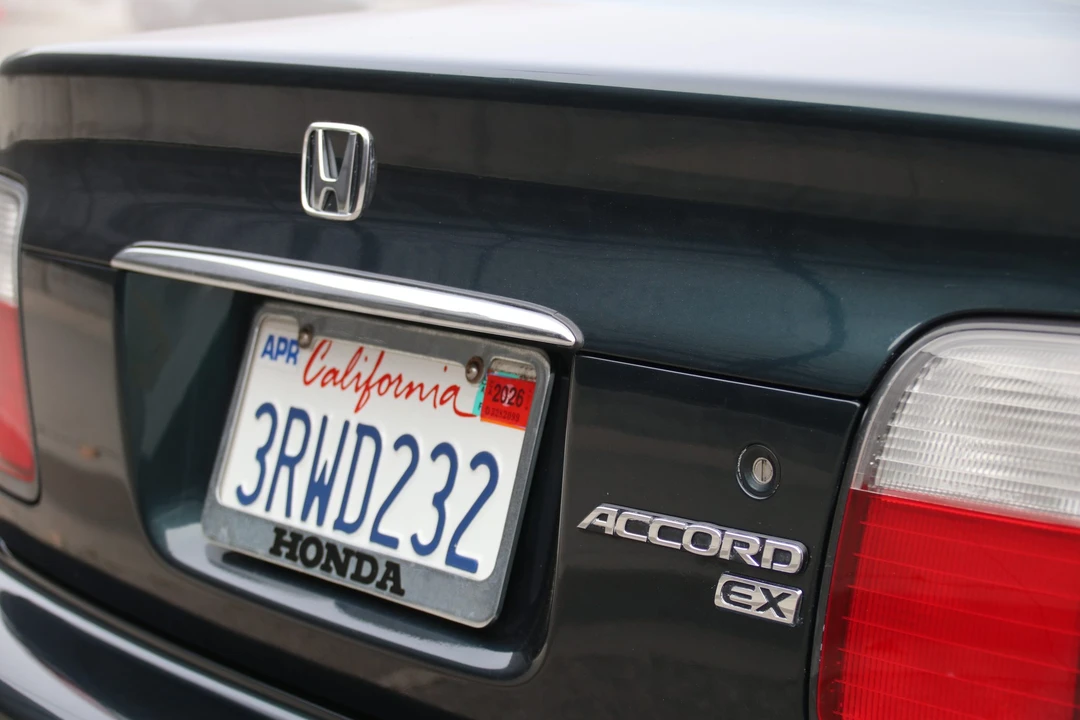 1996 Honda Accord 5th Gen - Image 25 of 31