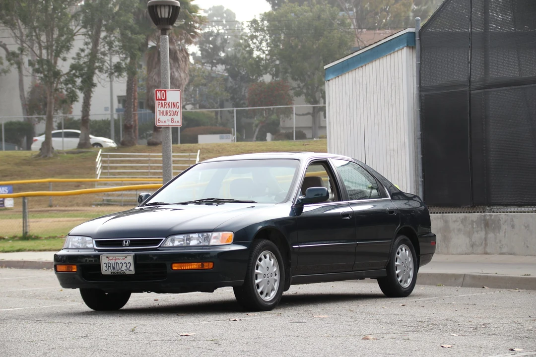 1996 Honda Accord 5th Gen - Image 3 of 31