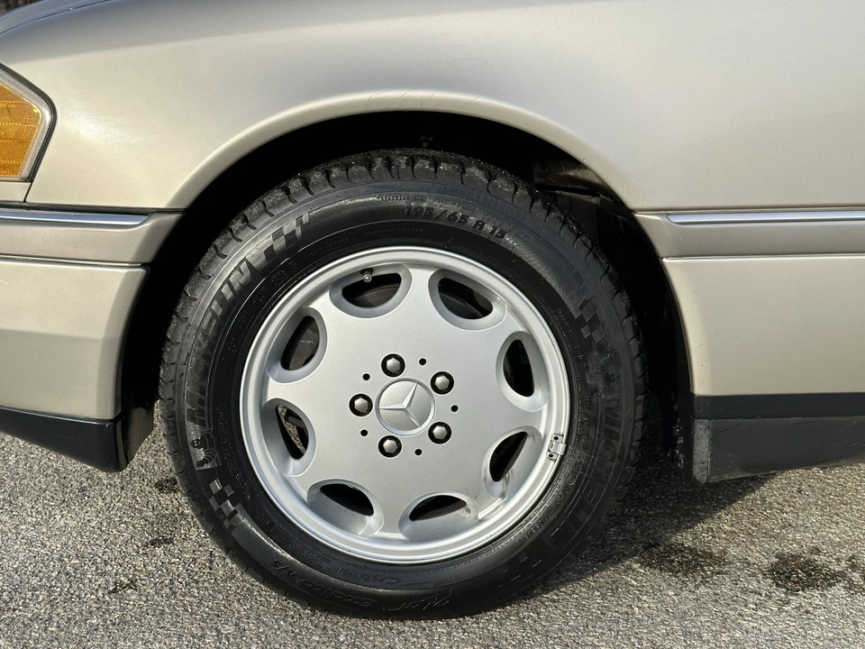 1996 Mercedes-Benz W202 C-Class - Image 19 of 31