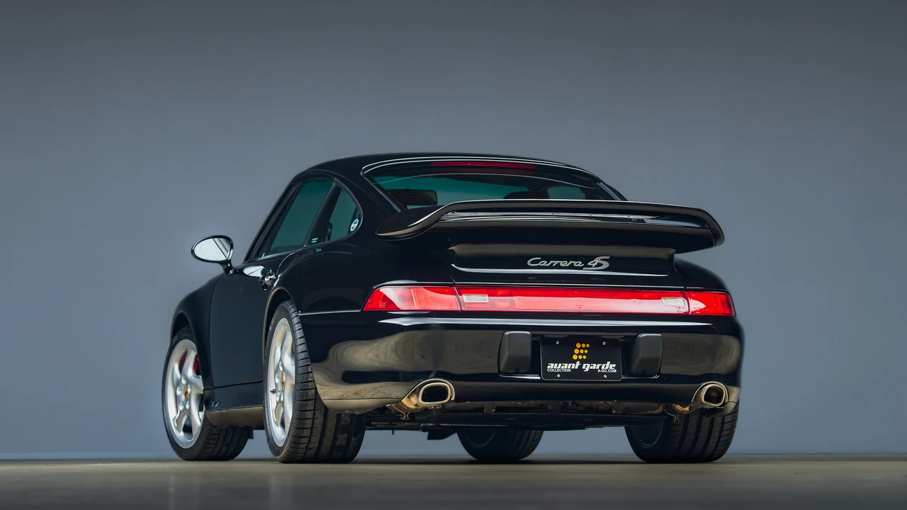 1996 Porsche 993 Carrera 4S - Image 13 of 31