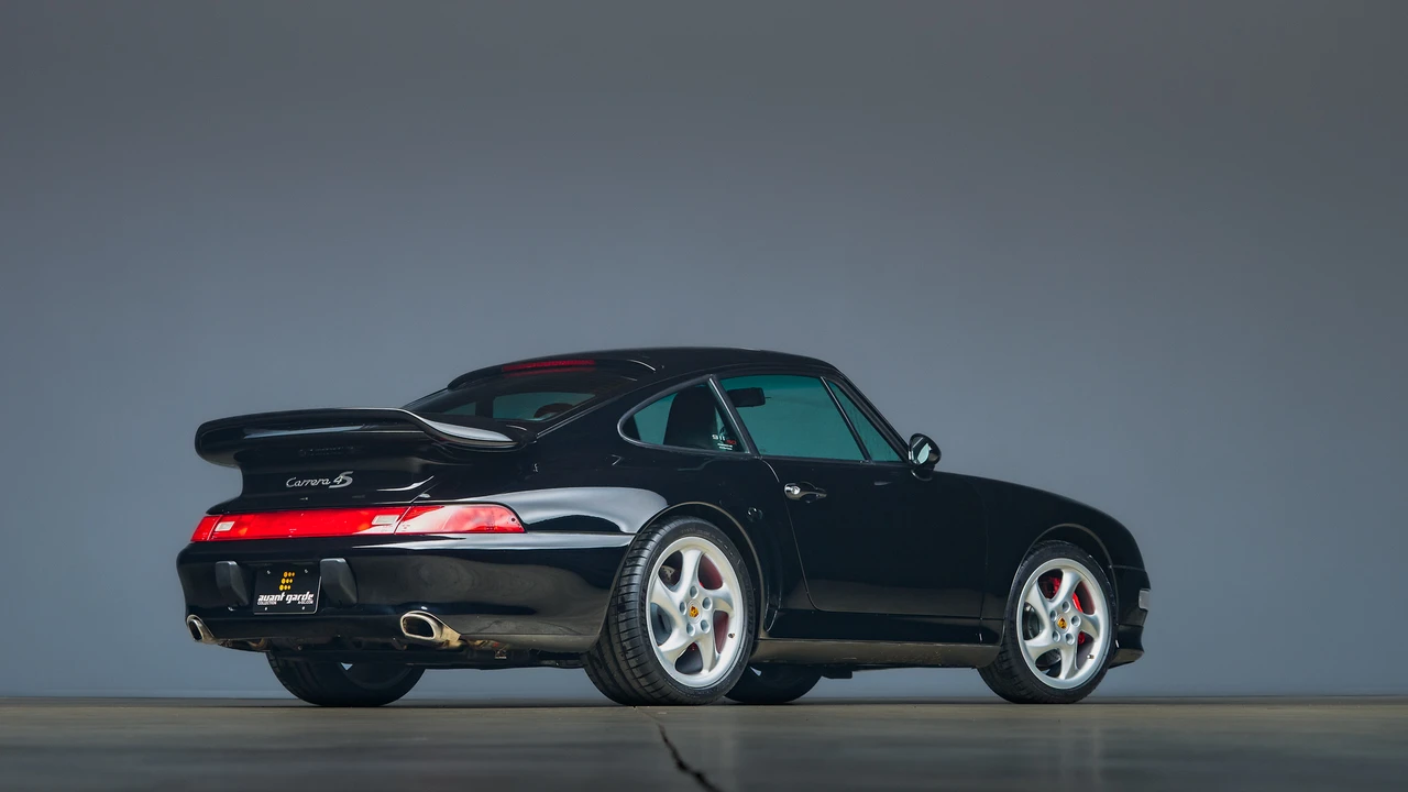 1996 Porsche 993 Carrera 4S - Image 17 of 31