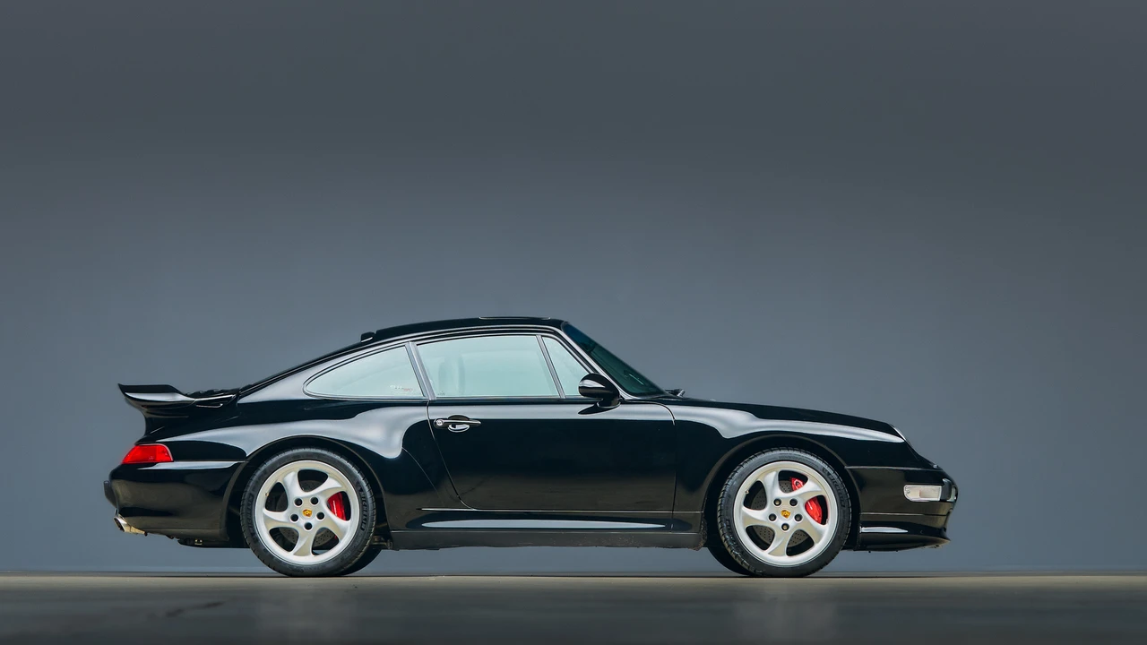 1996 Porsche 993 Carrera 4S - Image 18 of 31