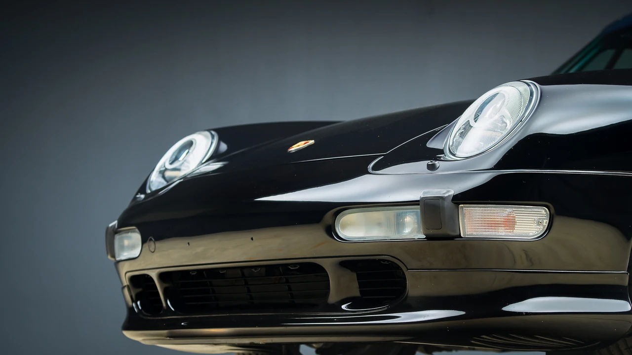 1996 Porsche 993 Carrera 4S - Image 30 of 31