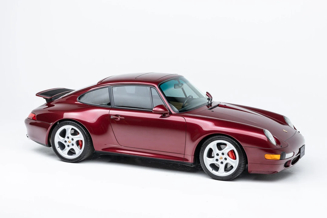 1996 Porsche 993 Carrera 4S - Image 12 of 31