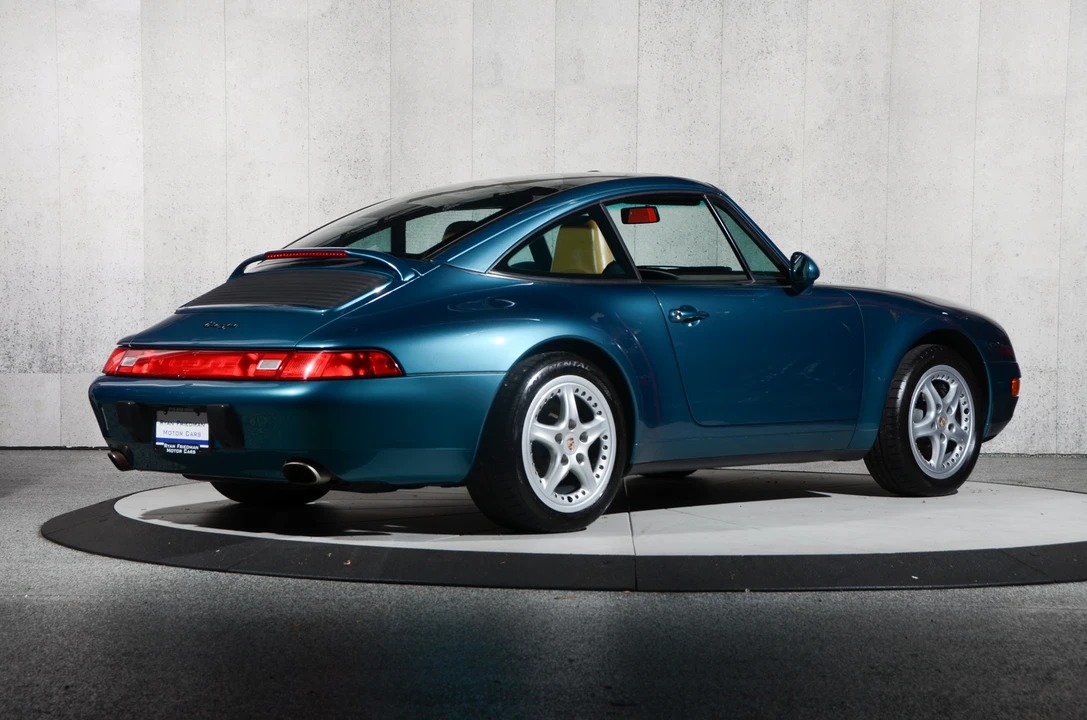 1996 Porsche 993 Carrera - Image 8 of 31