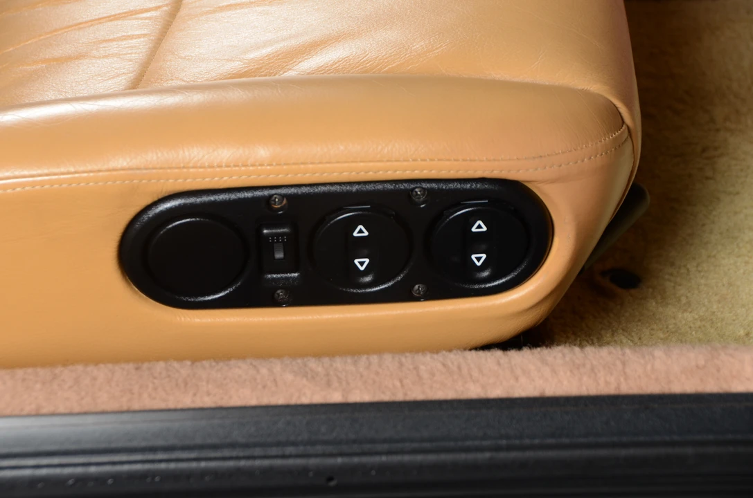 1996 Porsche 993 Carrera - Image 28 of 31