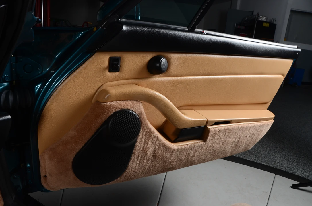 1996 Porsche 993 Carrera - Image 29 of 31