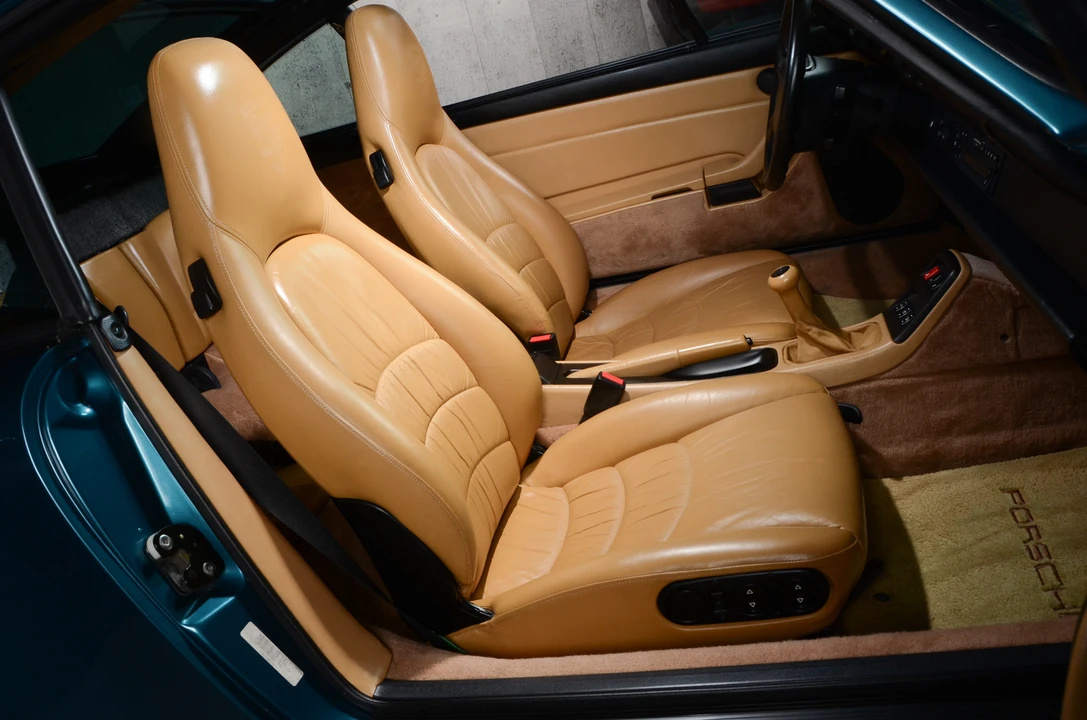 1996 Porsche 993 Carrera - Image 26 of 31